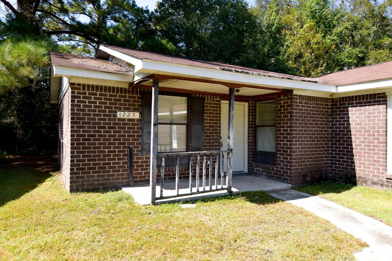 114 Langley Drive - Photo 1