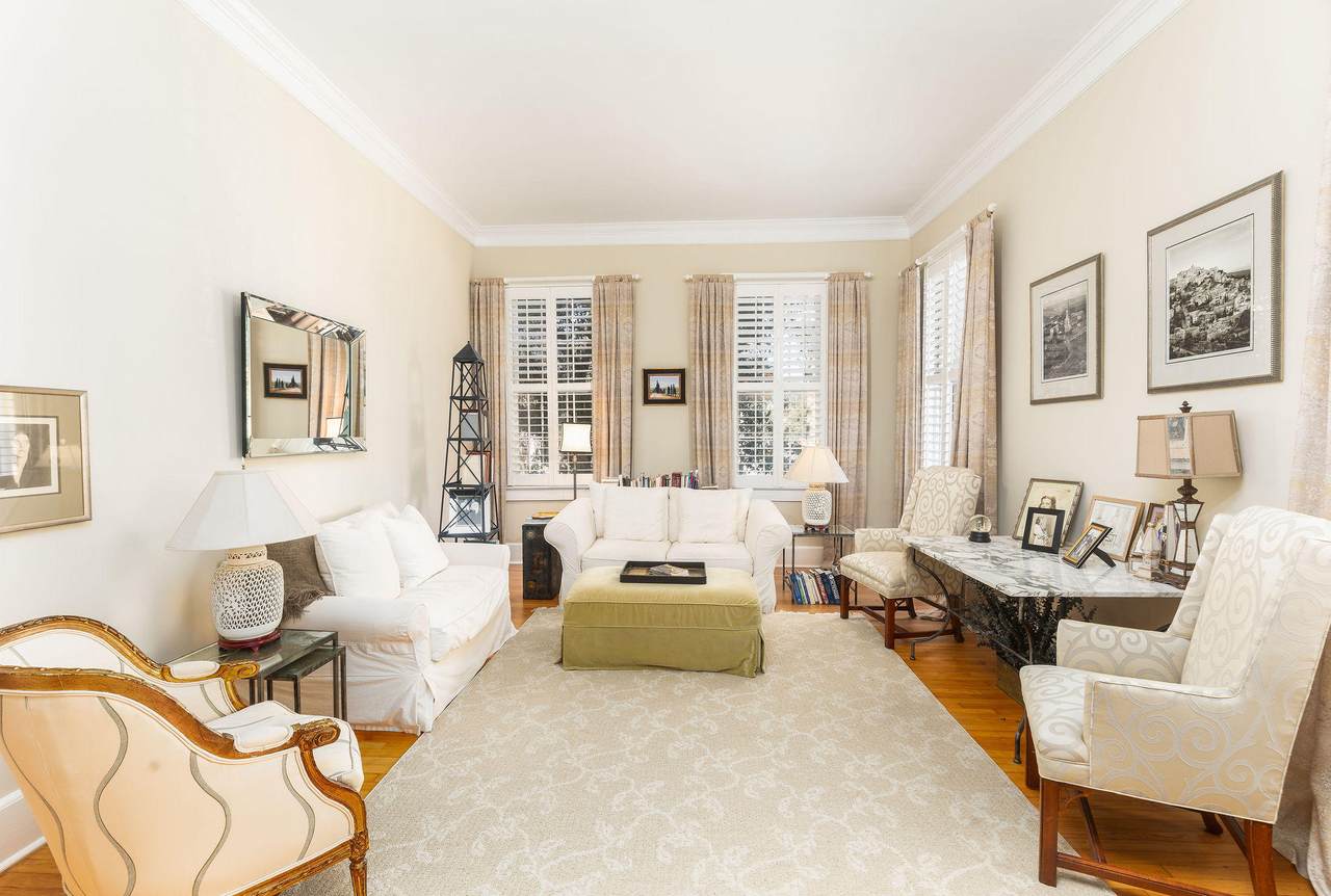 151 Wentworth Street - Photo 1