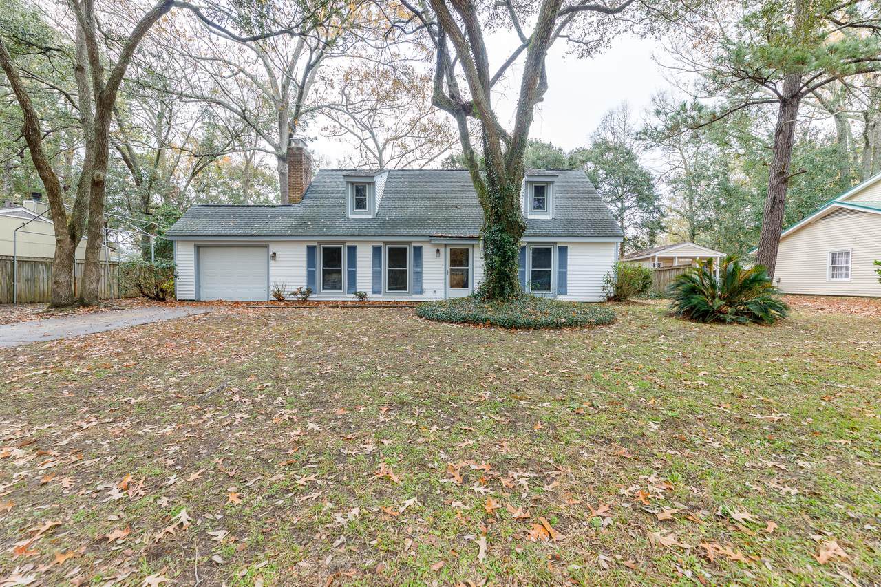 1716 Nantahala Boulevard - Photo 1