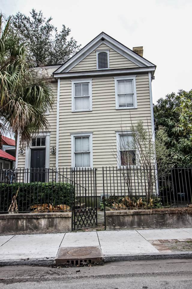 8 President Place - Photo 1