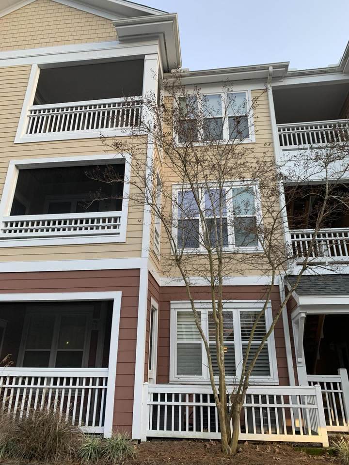 100 Bucksley Lane - Photo 1