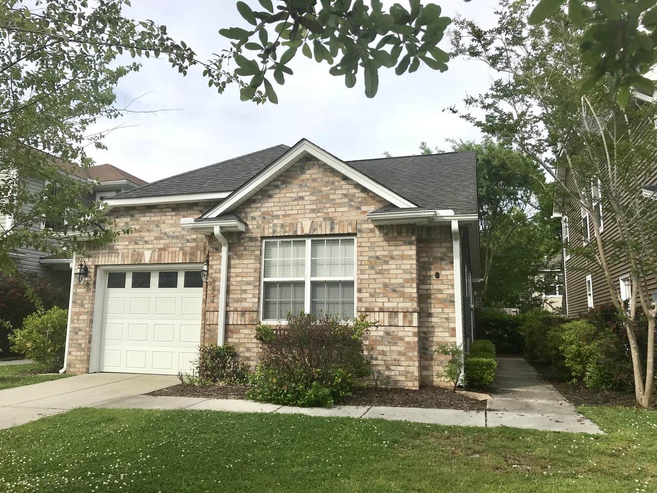 8854 Renwick Avenue - Photo 1