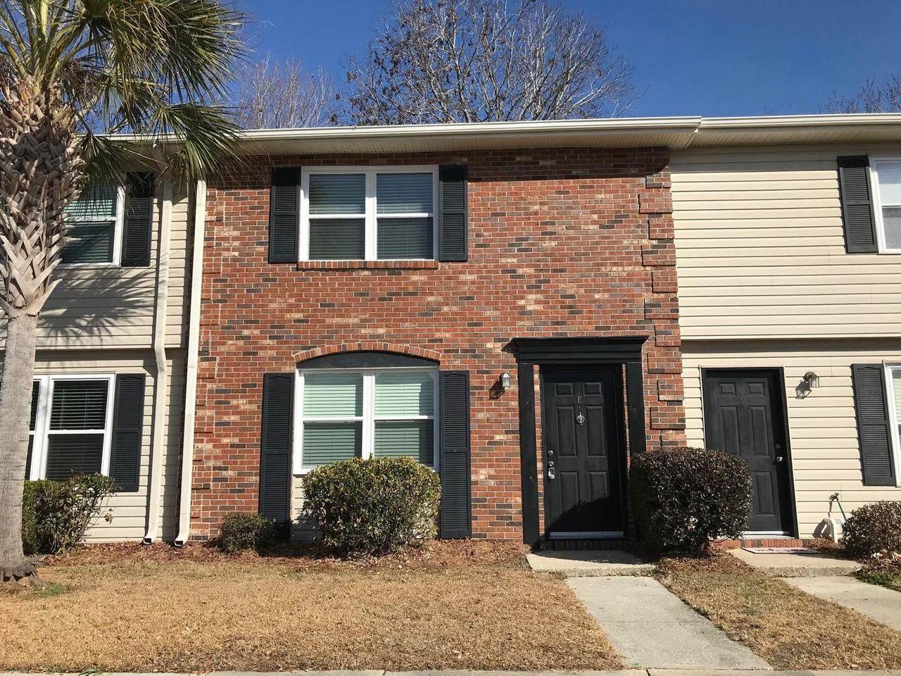 415 Parkdale Drive - Photo 1