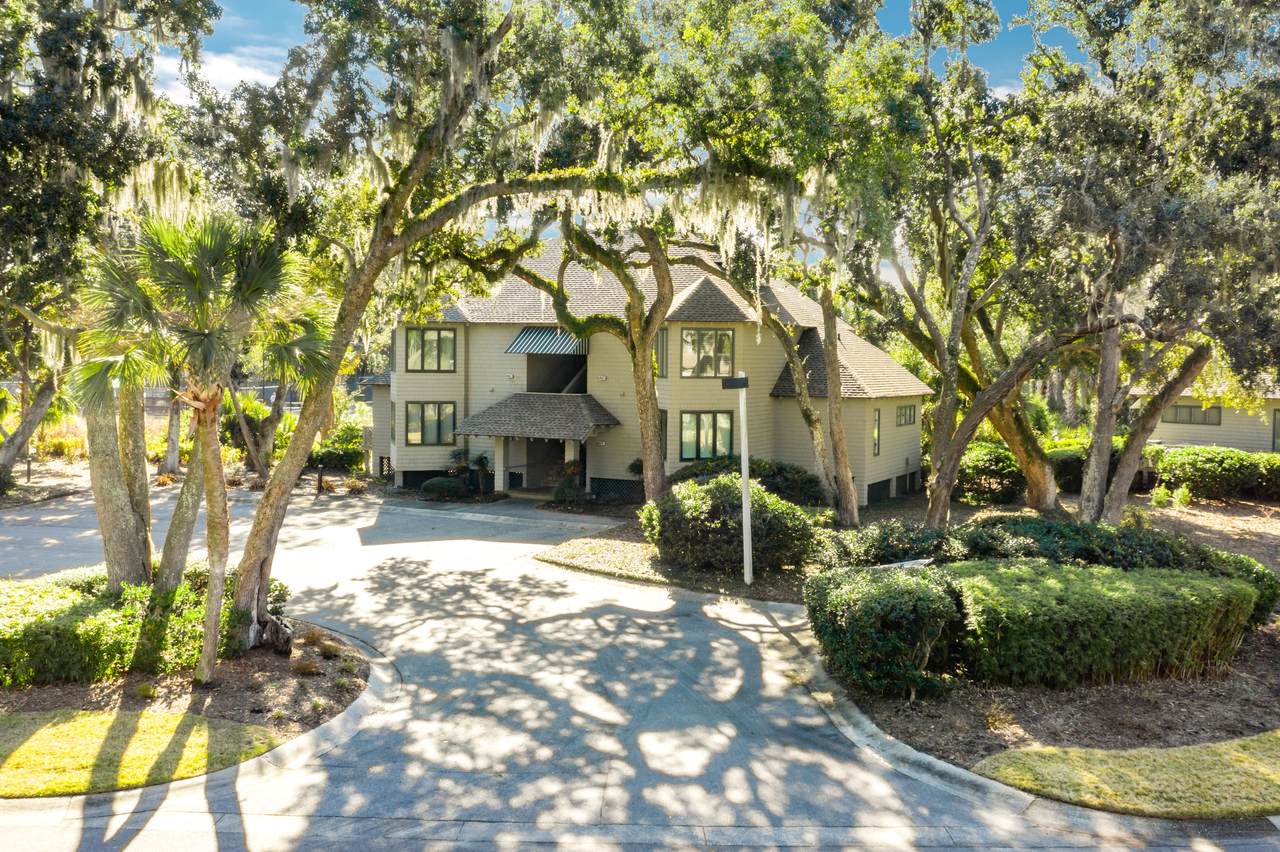 4681 Tennis Club - Photo 1