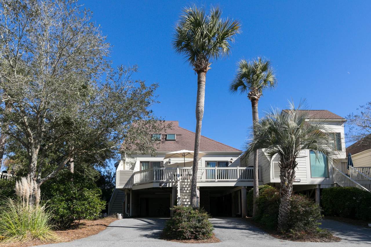 742 Spinnaker Beachhouse - Photo 1
