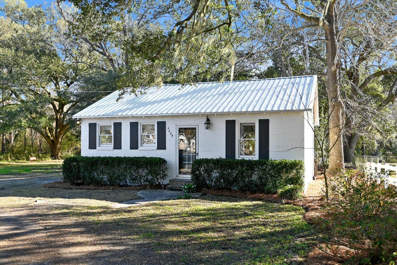 6409 Highway 162 - Photo 1