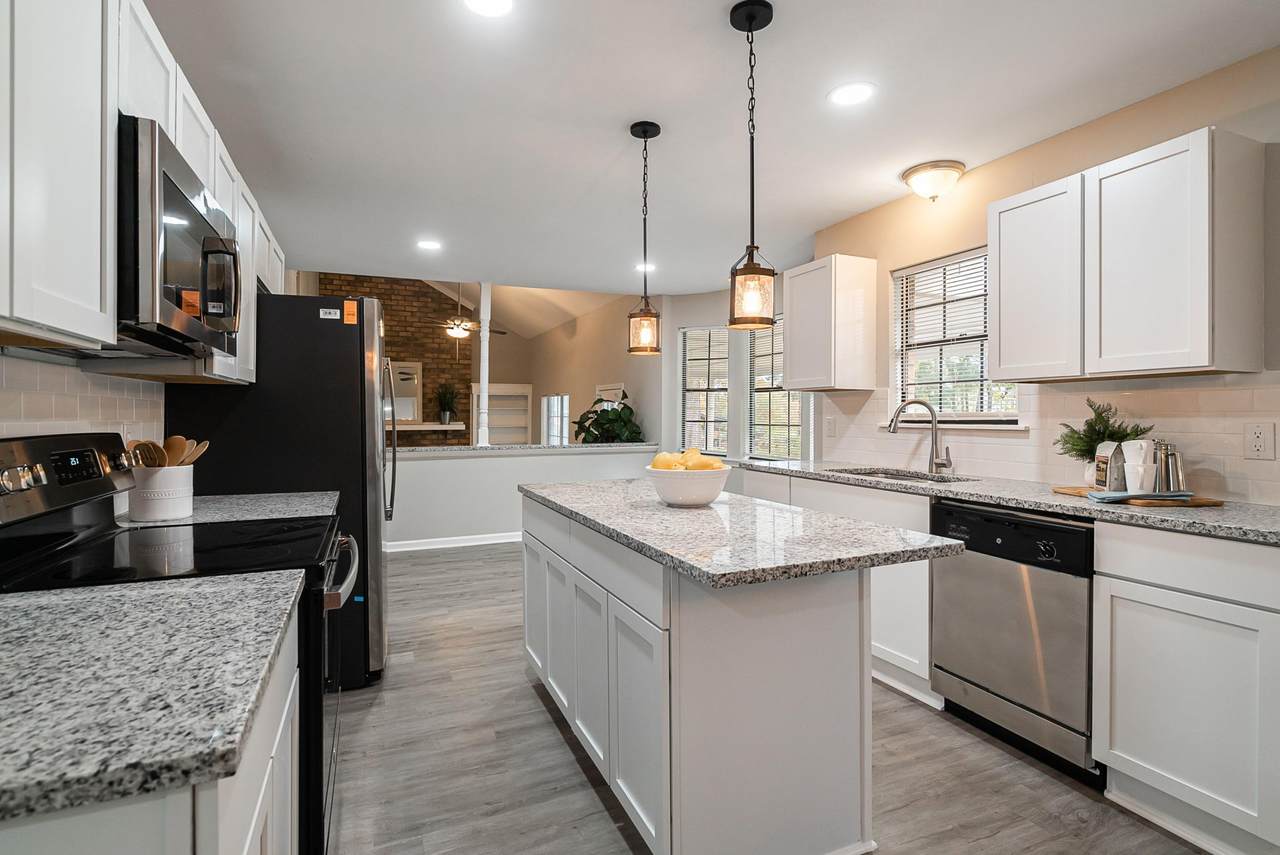 64 Monte Sano Drive - Photo 1