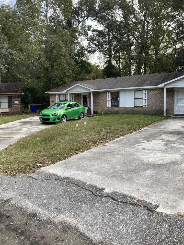 817 Sandpiper Drive - Photo 1