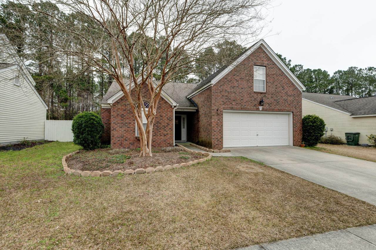 1416 Water Edge Drive - Photo 1