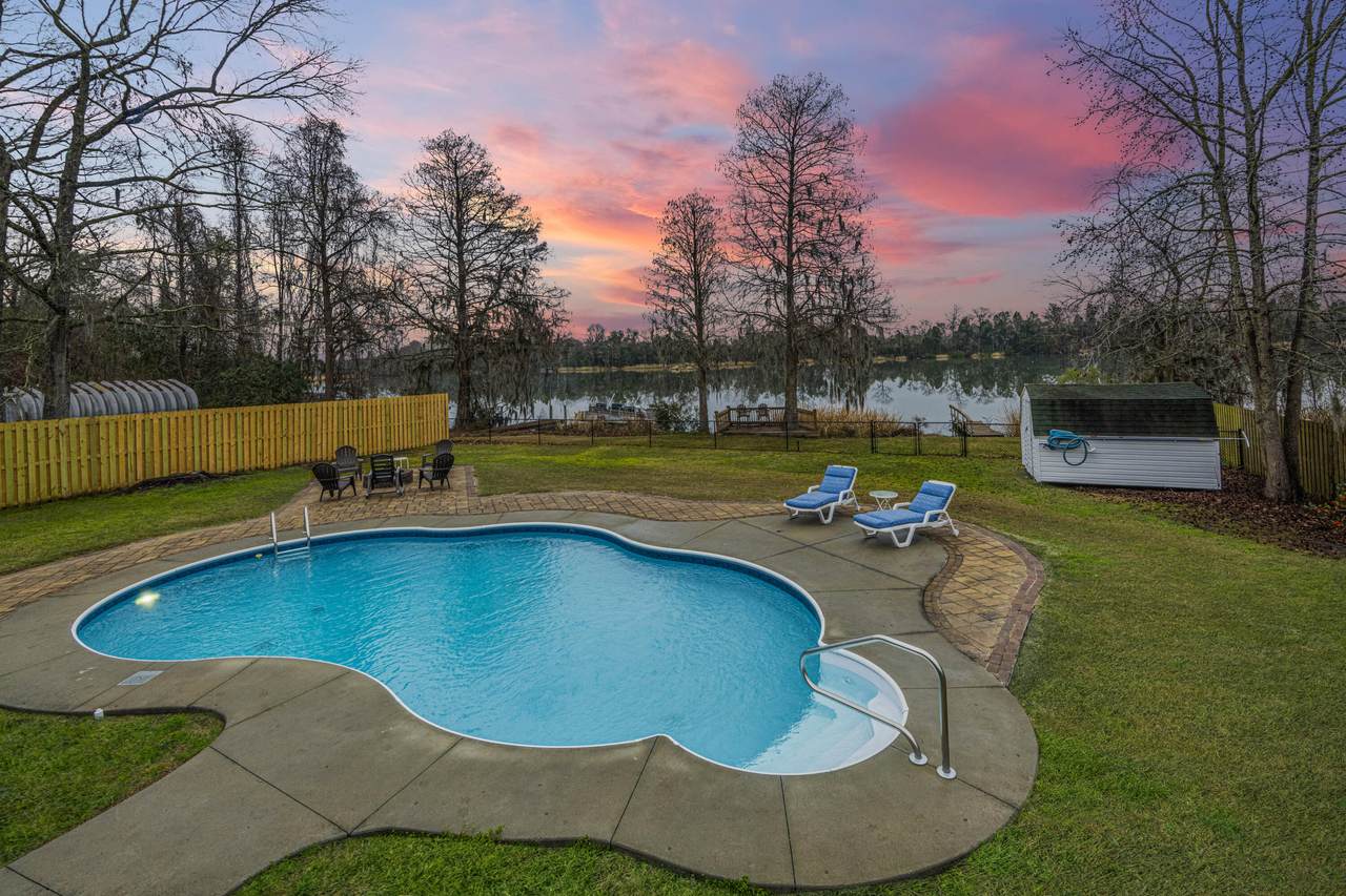 1004 Mccrae Drive - Photo 1