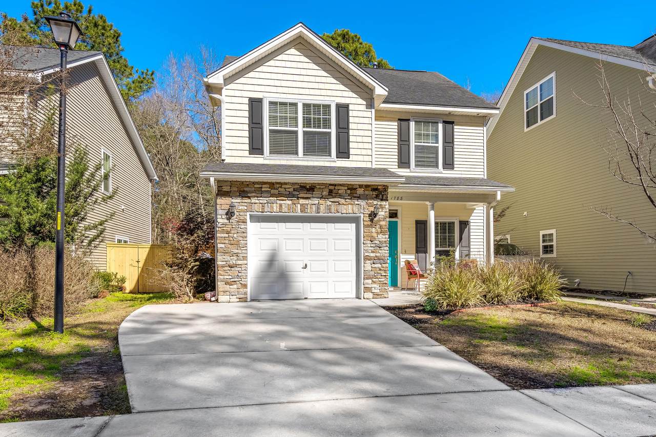 1788 Towne Street - Photo 1