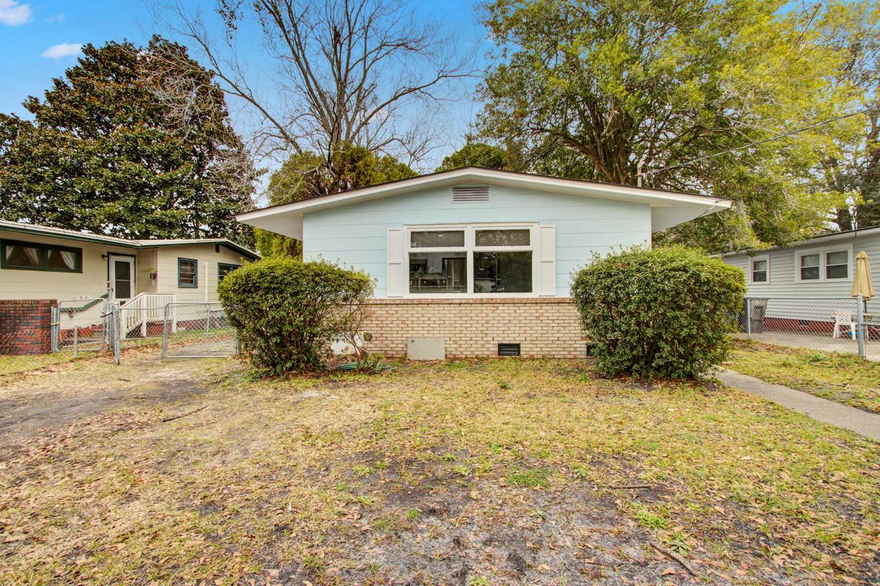 5820 Sledge Street - Photo 1