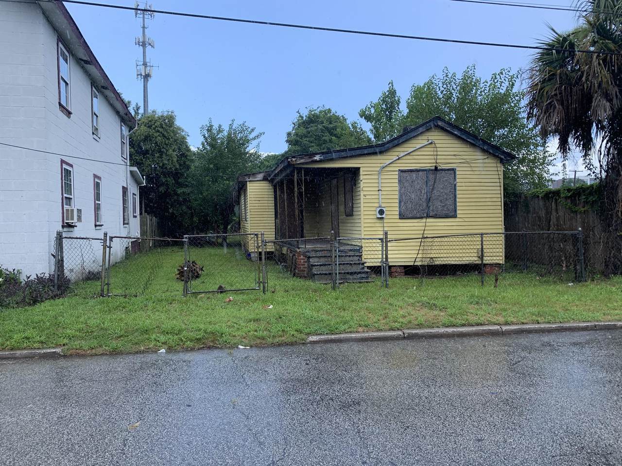 74 Stuart Street - Photo 1