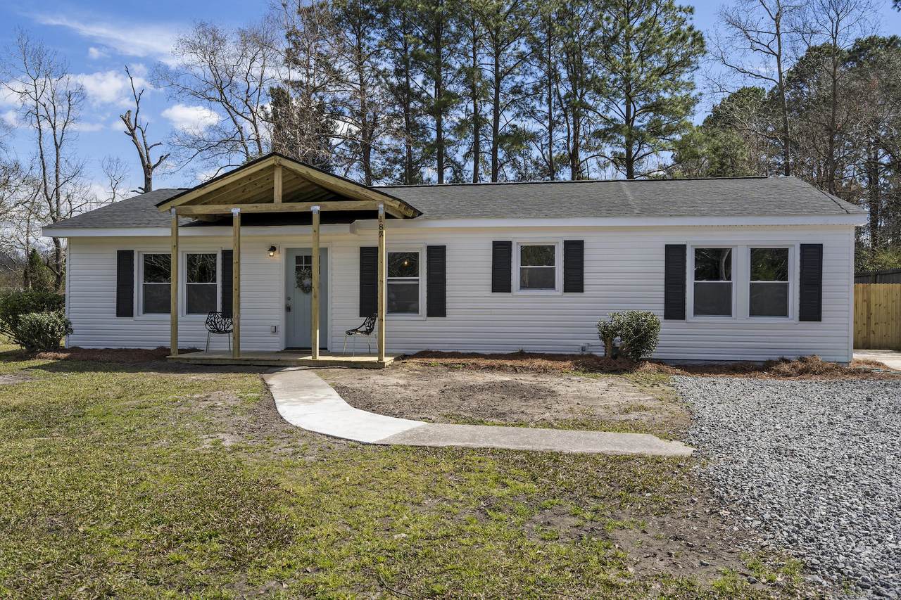 187 Giles Drive - Photo 1
