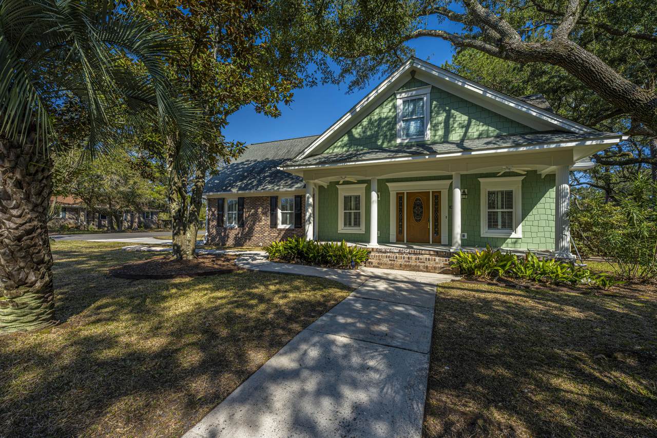 220 Shady Lane - Photo 1