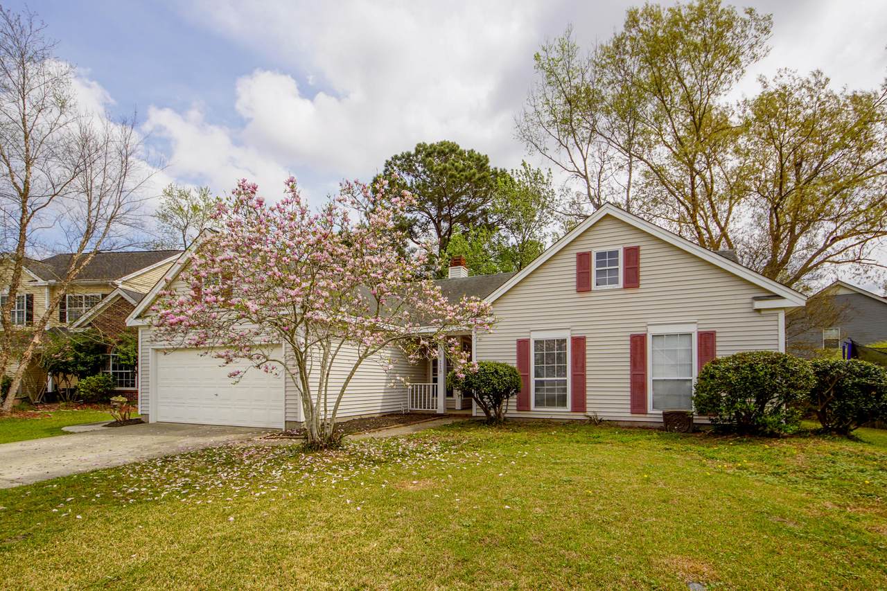 118 Chesterton Drive - Photo 1