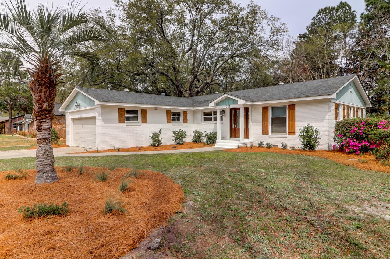 945 Cliffwood Drive - Photo 1