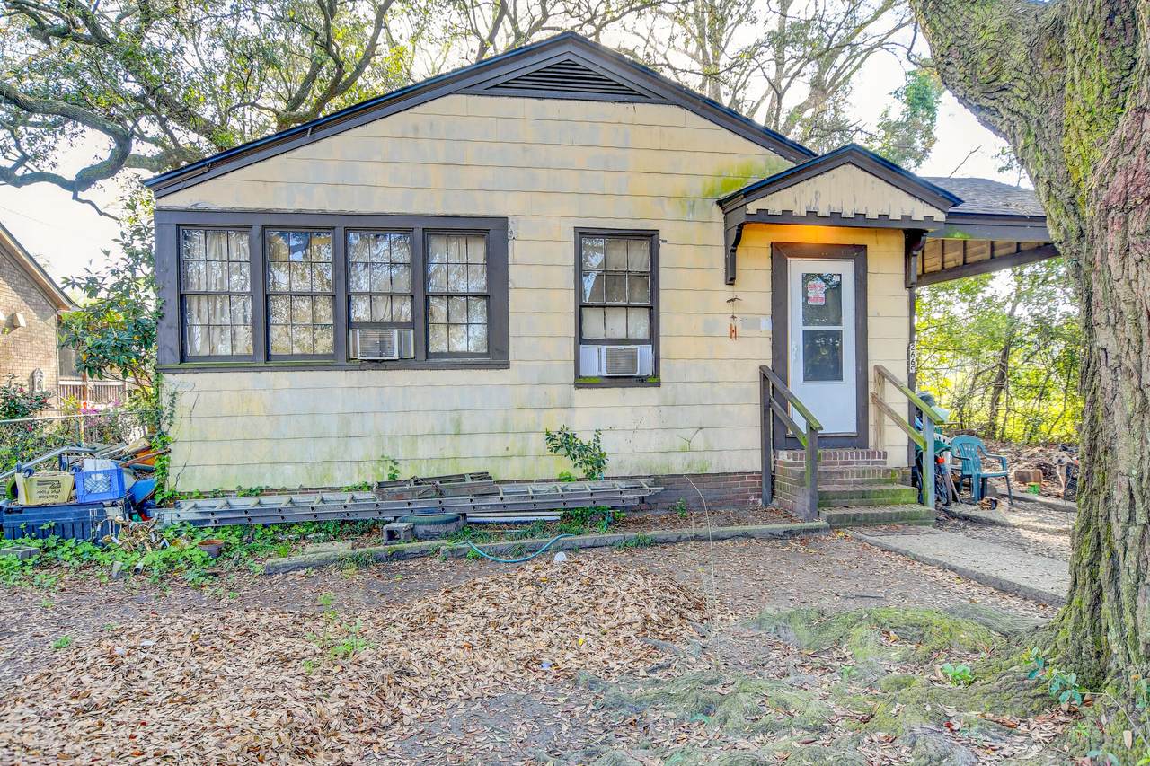 2669 Harvey Avenue - Photo 1