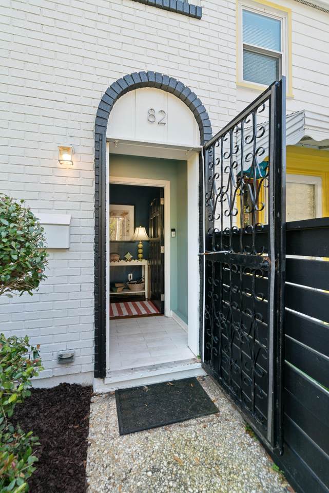 82 Devereaux Avenue - Photo 1