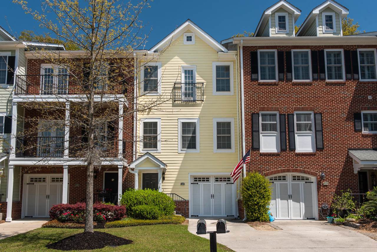 249 Etiwan Pointe Drive - Photo 1