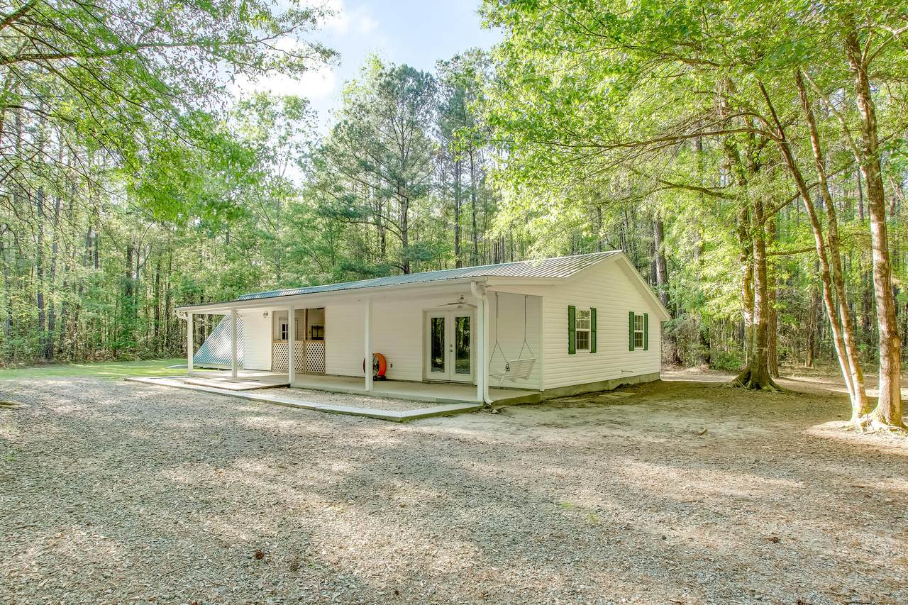 286 Pork Chop Lane - Photo 1
