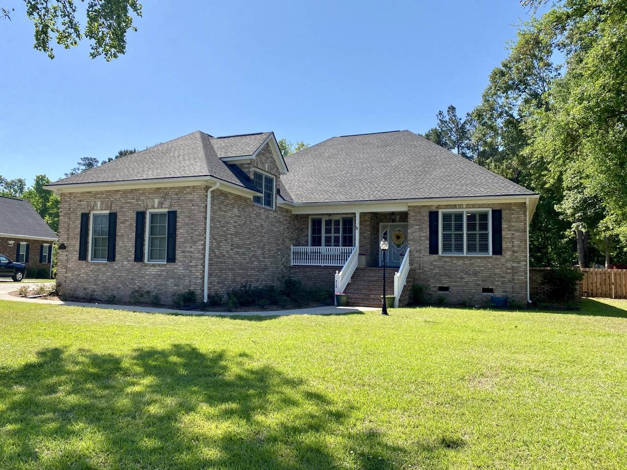 712 Hamlet Circle - Photo 1