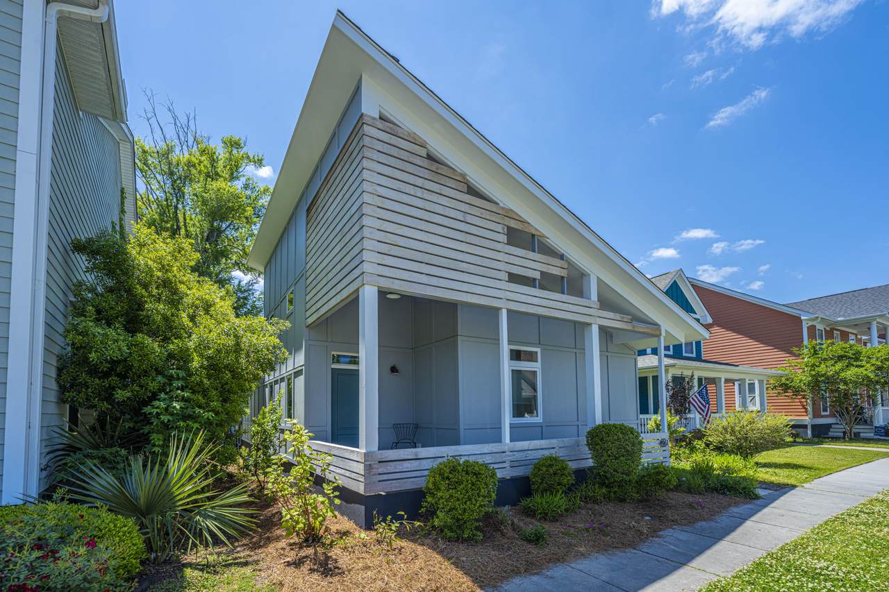 4961 Liberty Park Circle - Photo 1
