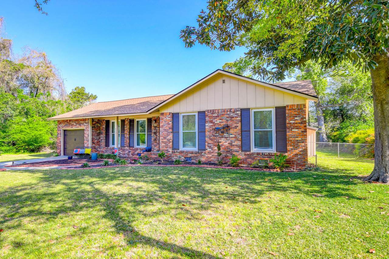 632 Harbor View Road - Photo 1