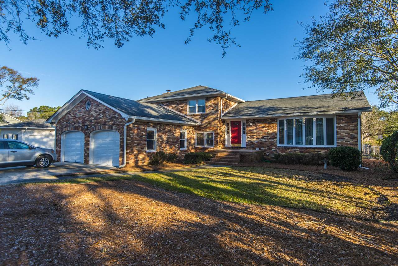 1894 Capri Drive - Photo 1
