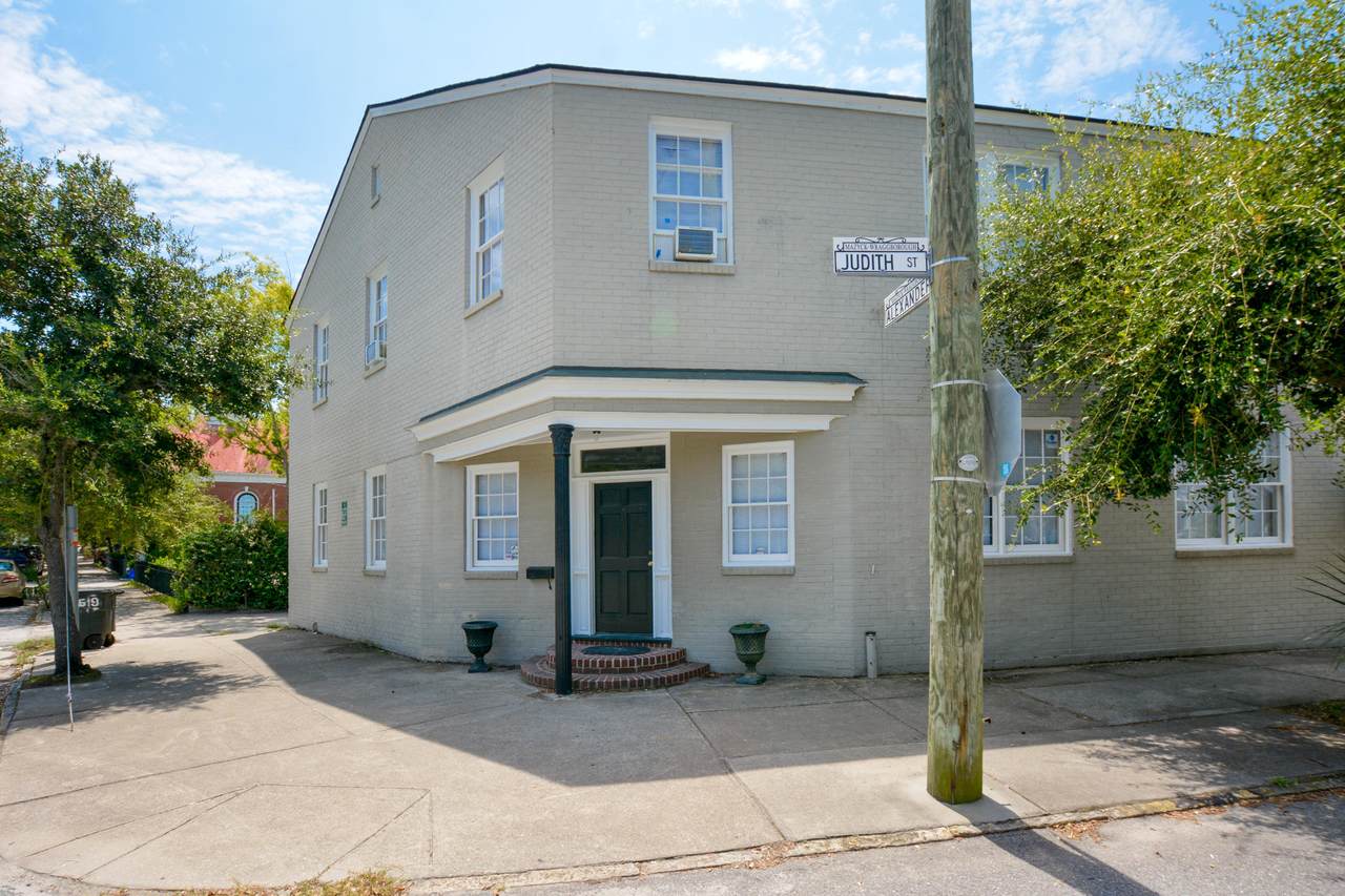 159 Alexander Street - Photo 1