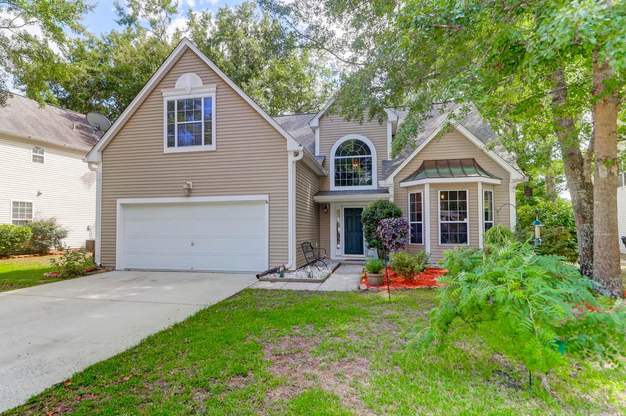134 Evesham Drive - Photo 1