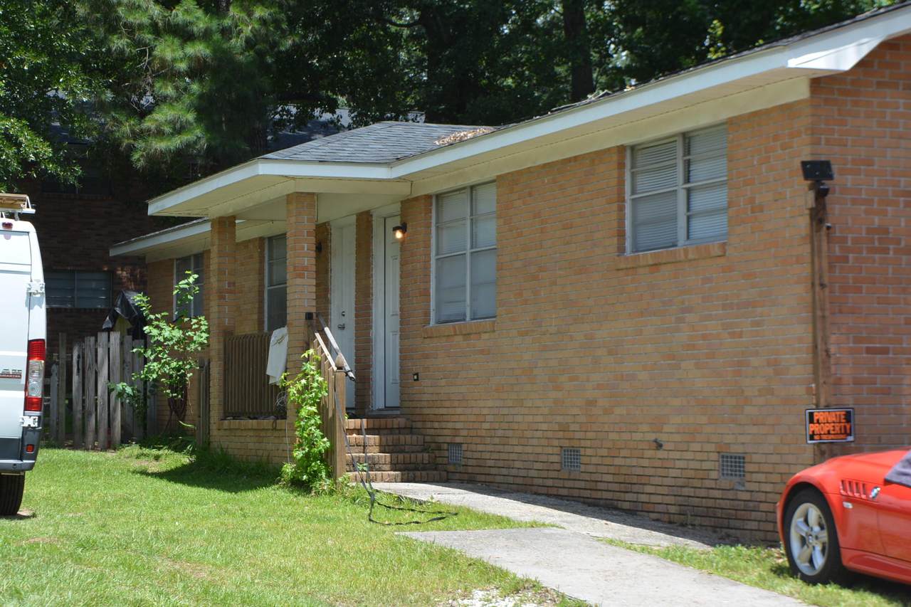 1090 Buist Avenue - Photo 1