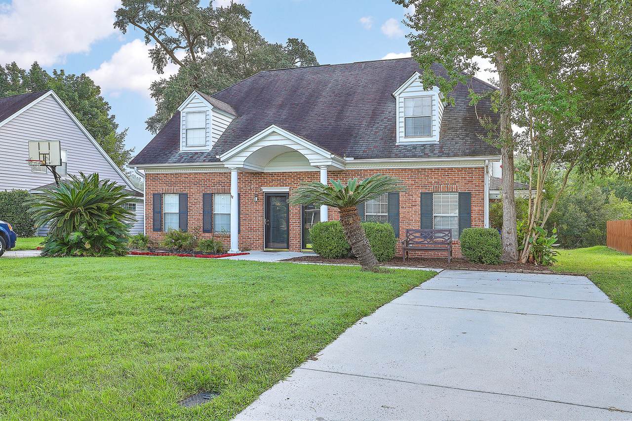 1685 Baltusrol Lane - Photo 1