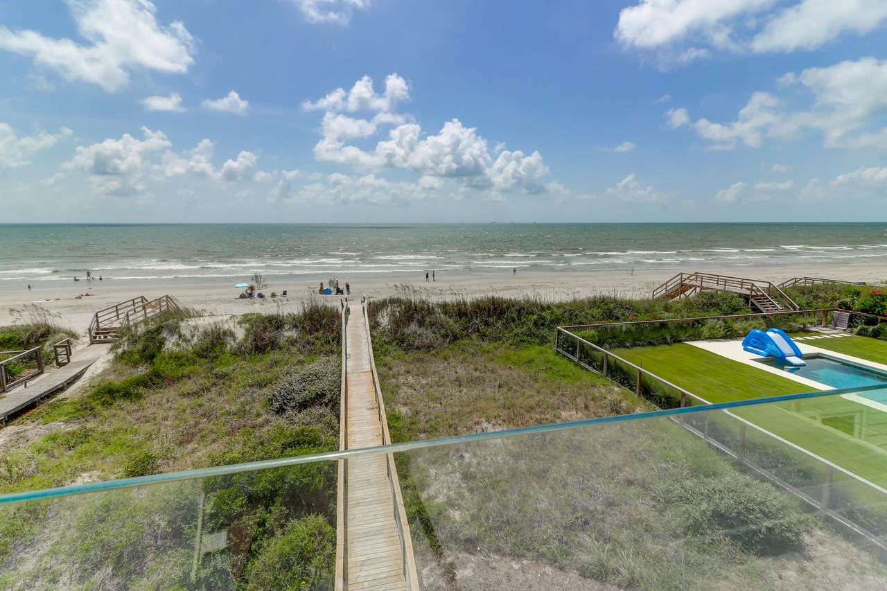 620 Ocean Boulevard - Photo 1
