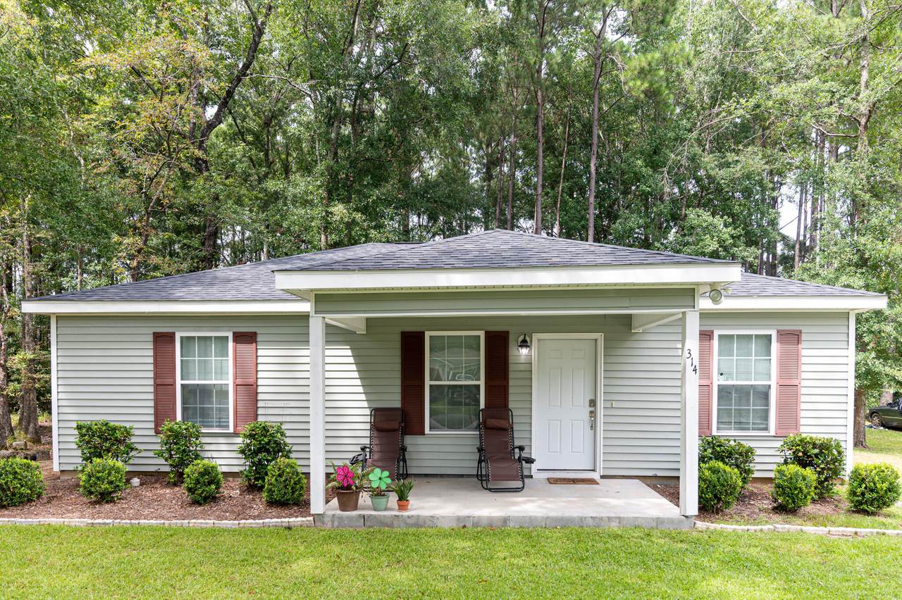 314 Rambo Drive - Photo 1