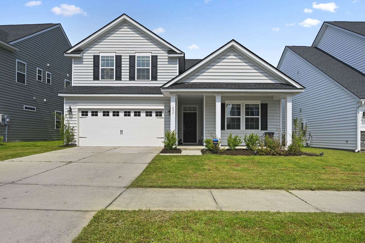 697 Redbud Lane - Photo 1