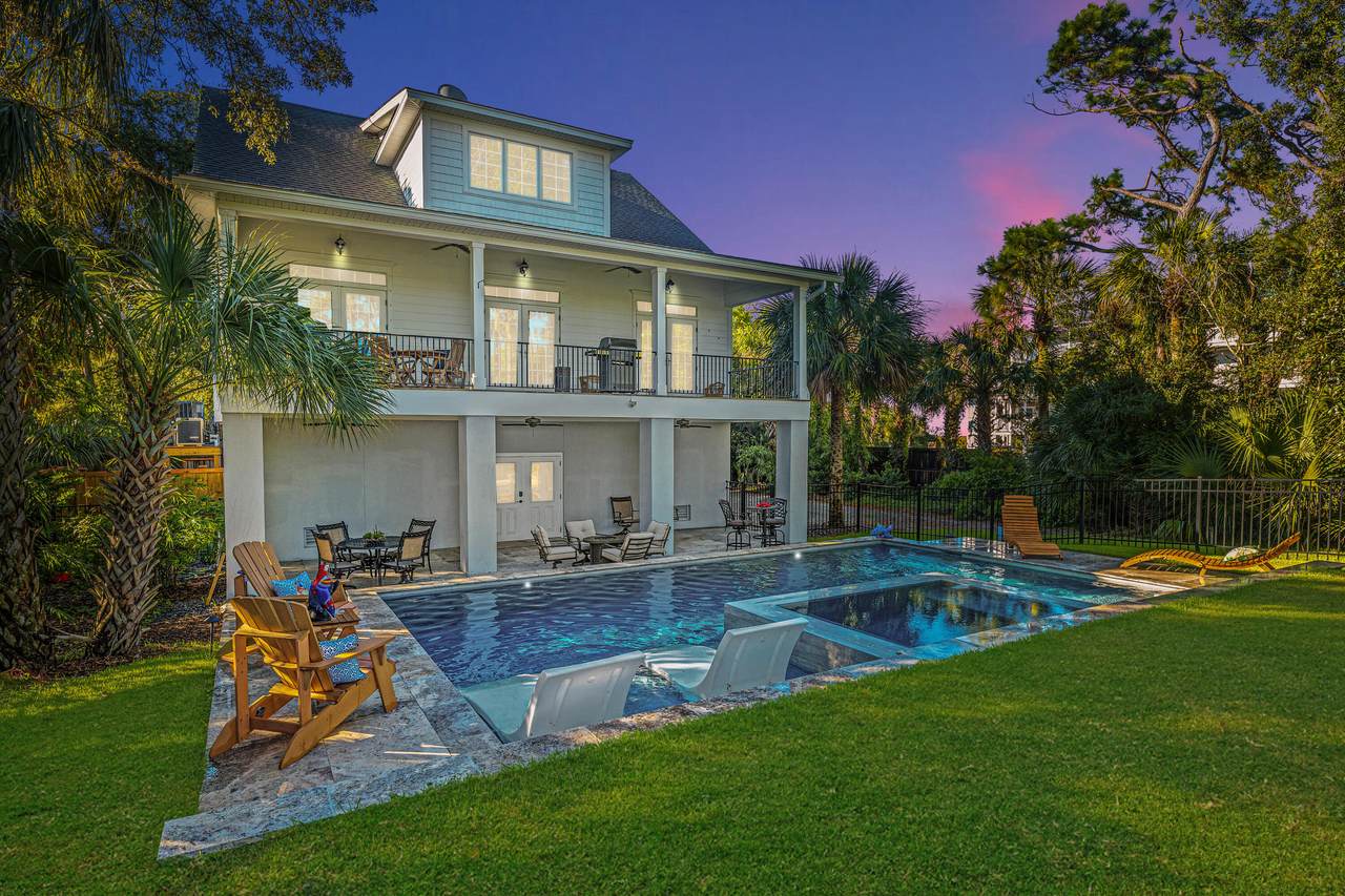 1678 Oak Island Drive - Photo 1