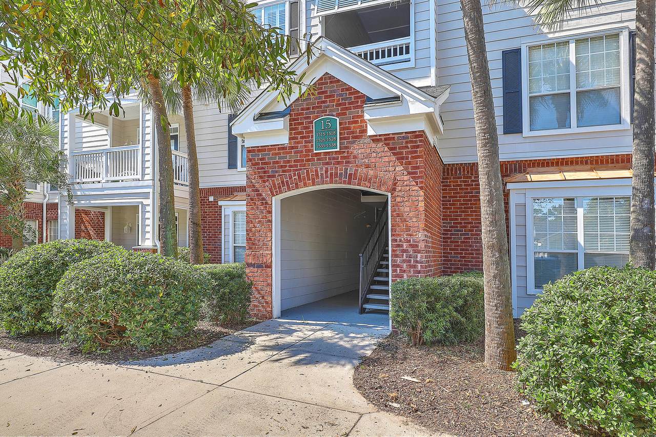 45 Sycamore Avenue - Photo 1