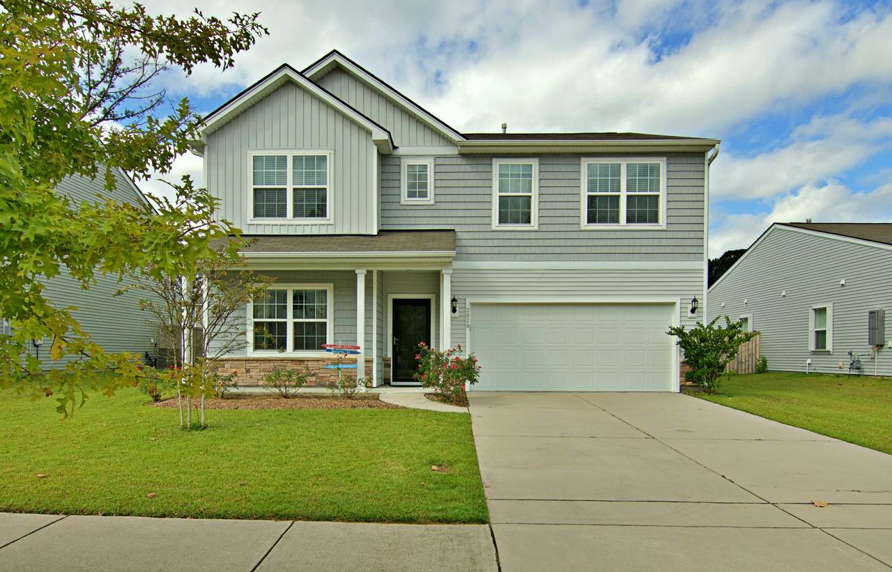 2828 Conservancy Lane - Photo 1