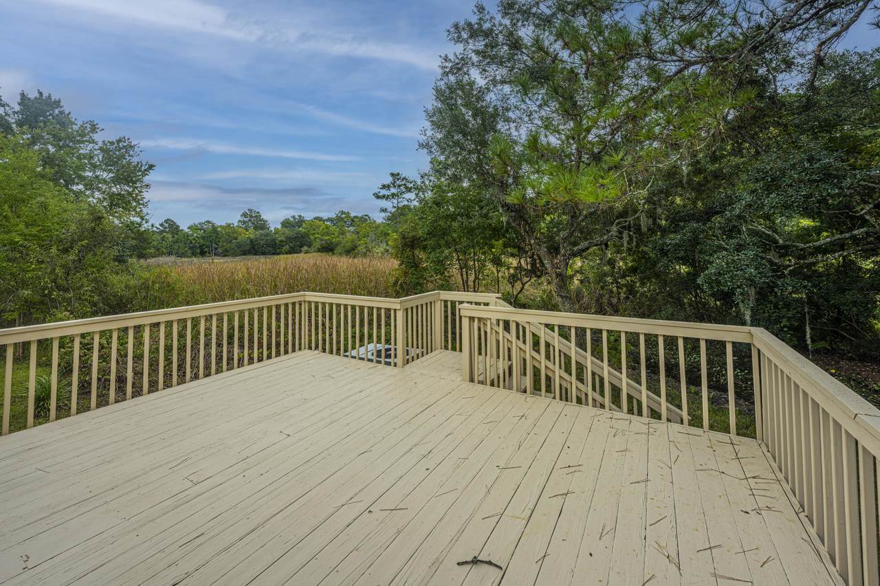 31 Arabian Drive - Photo 1