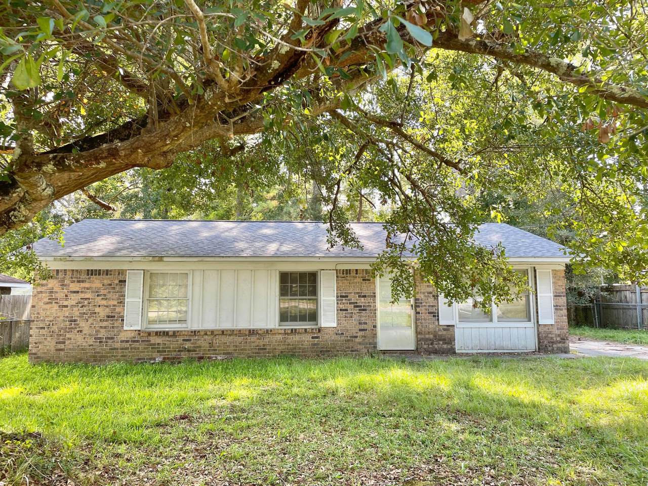 604 Beech Hill Road - Photo 1