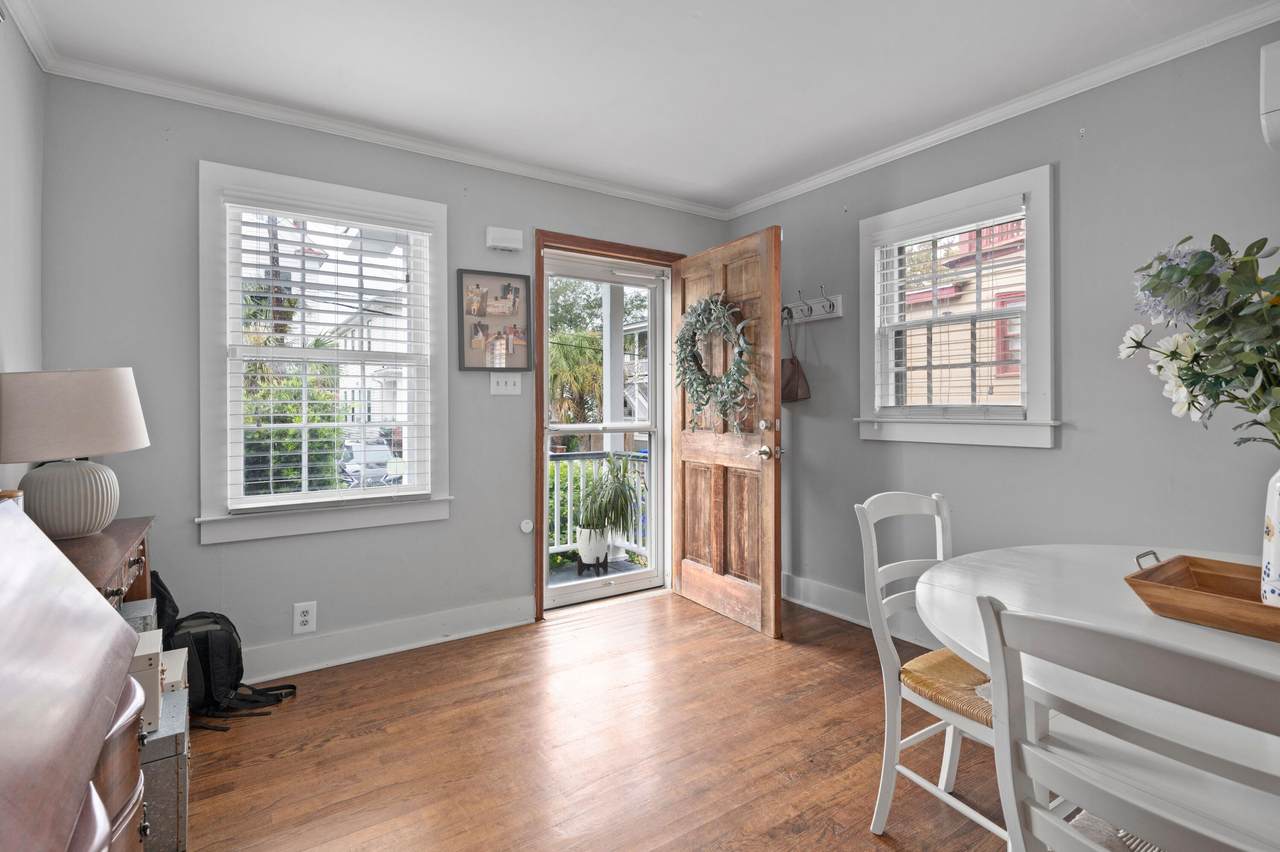 8 Perry Street - Photo 1