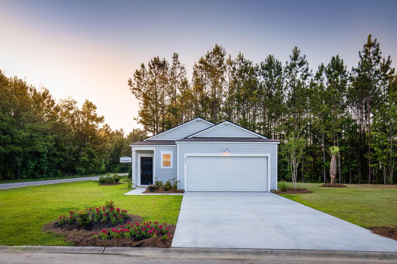 679 Jancus Street - Photo 1