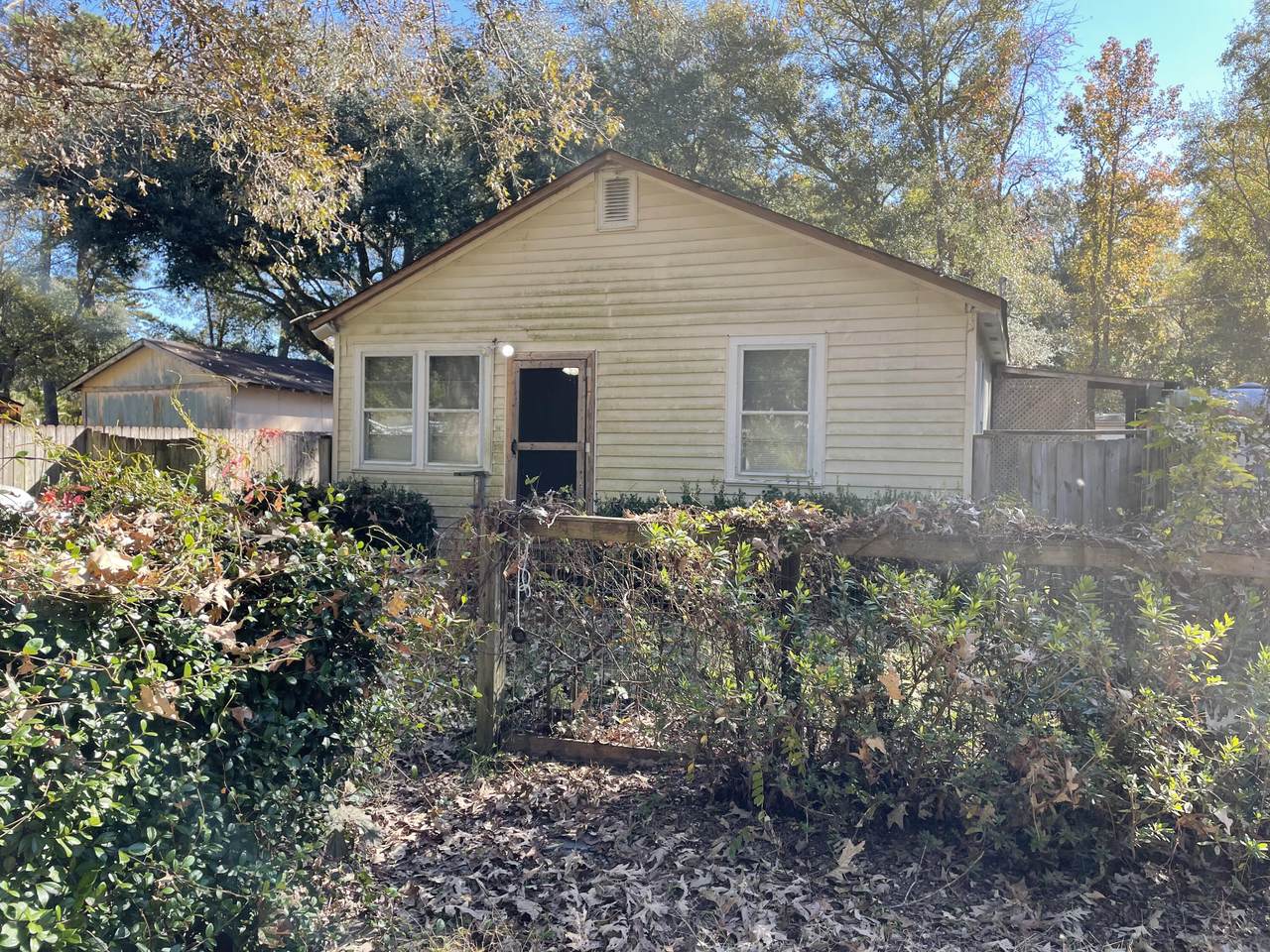 2004 Valnore Road - Photo 1