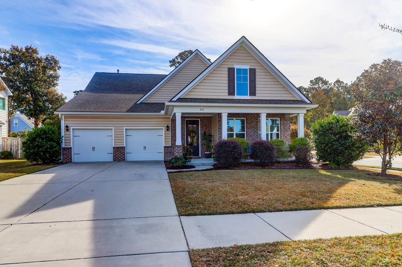 801 Harbor Woods Circle - Photo 1