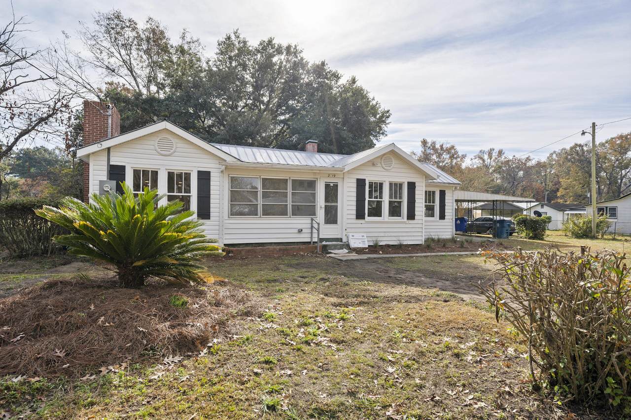 2819 Koger Lane - Photo 1
