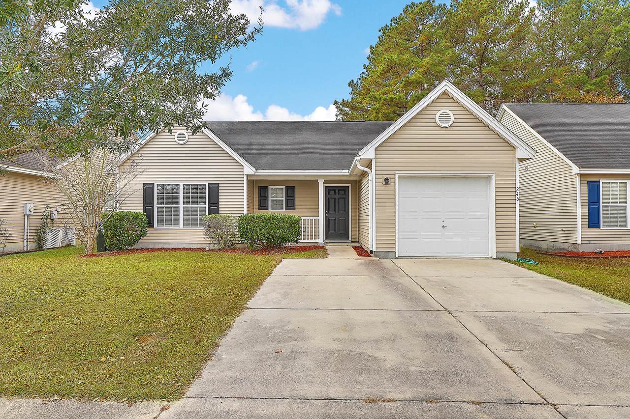 246 Avonshire Drive - Photo 1