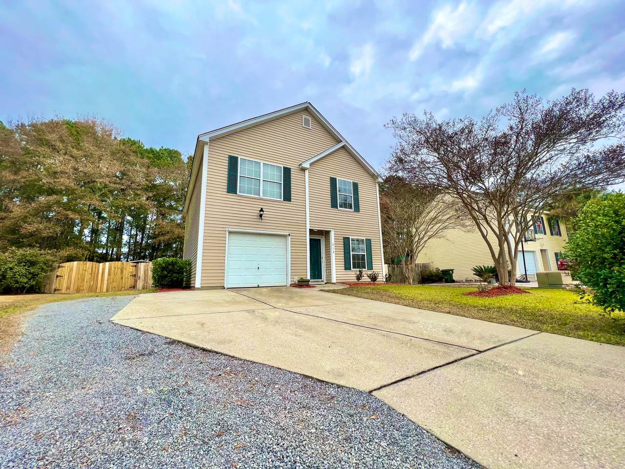 313 Cohen Circle - Photo 1