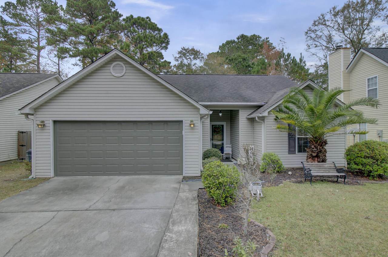 2752 Fernwood Drive - Photo 1