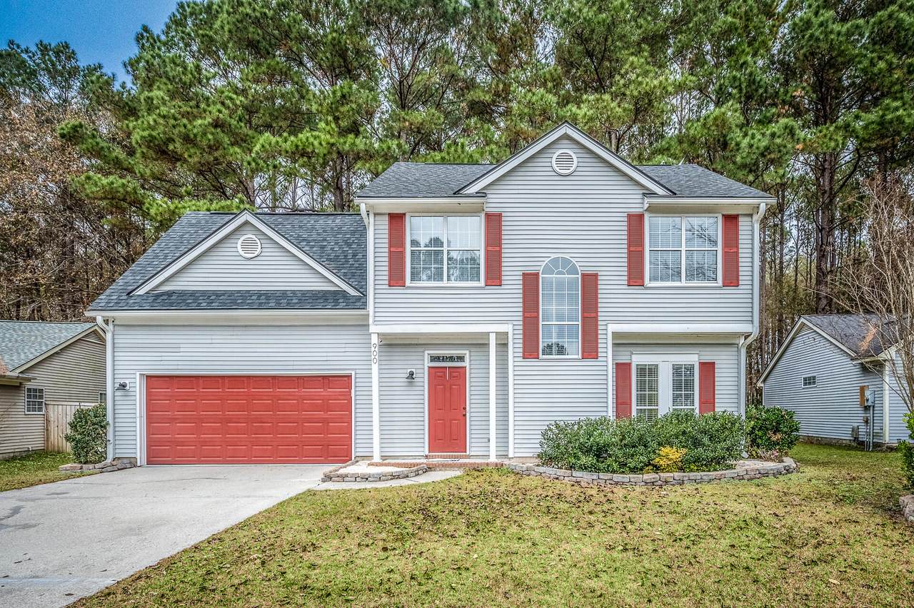 900 Alwyn Boulevard - Photo 1